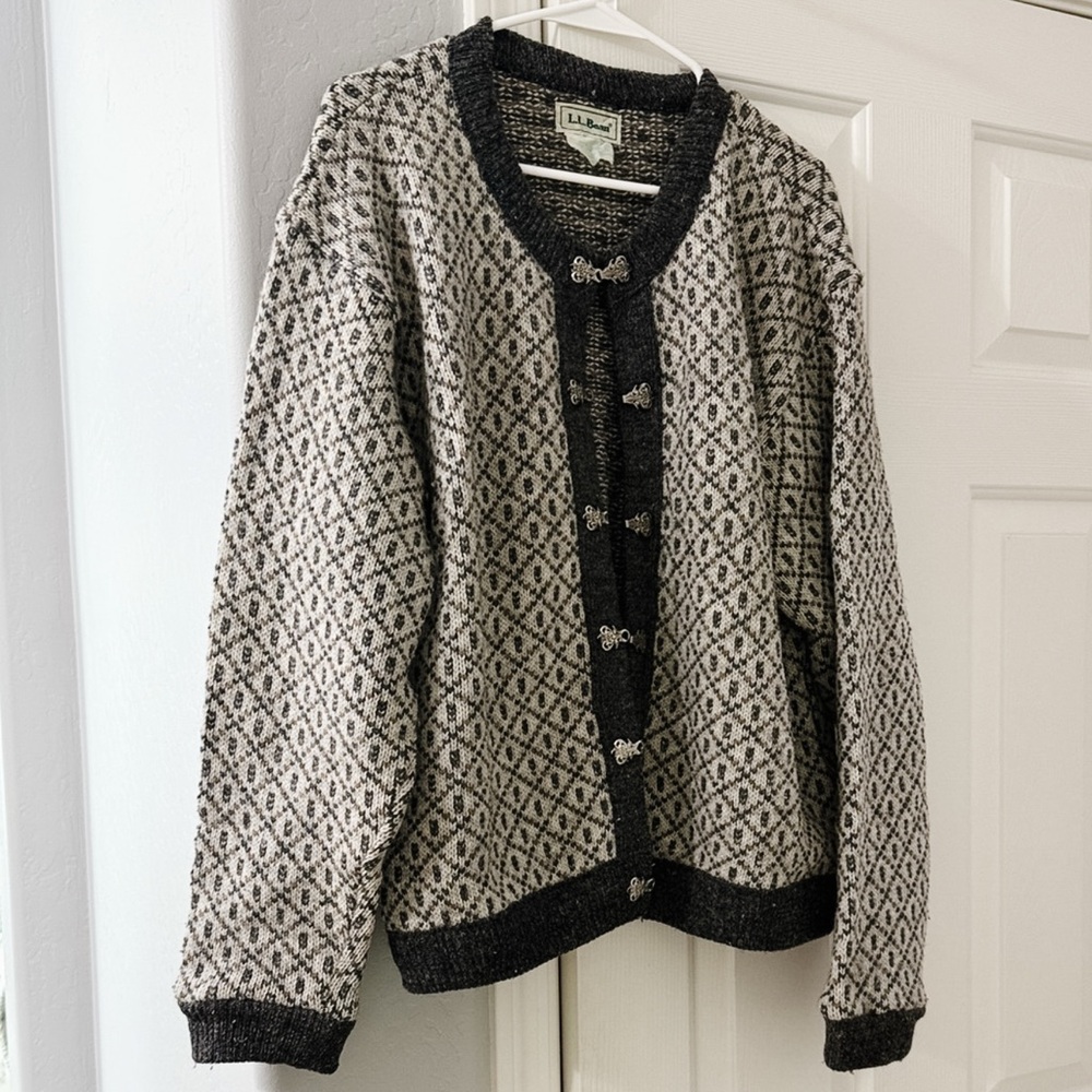 L.L. Bean Gray Patterned Nordic Wool Blend Cardigan Sweater